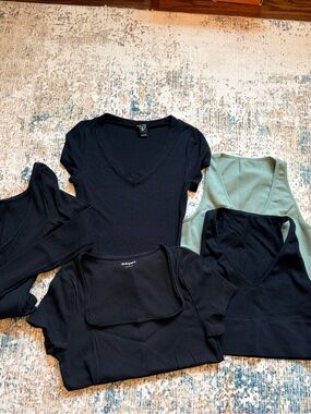 Lot of 5 Tops Smalls/Mediums